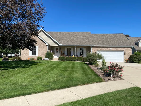 1236 Edna Cir, Ottawa, IL 61350