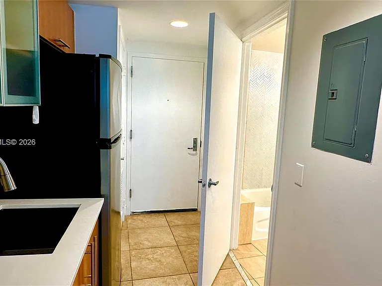 1750 N Bayshore Dr #2607 — Photo 11