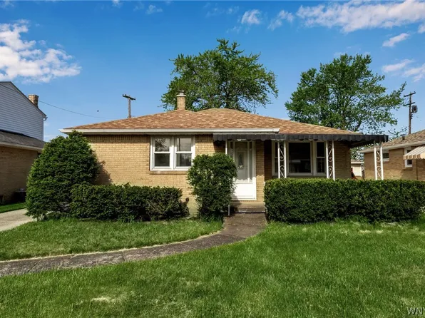 64 Claude Dr, Buffalo, NY 14206