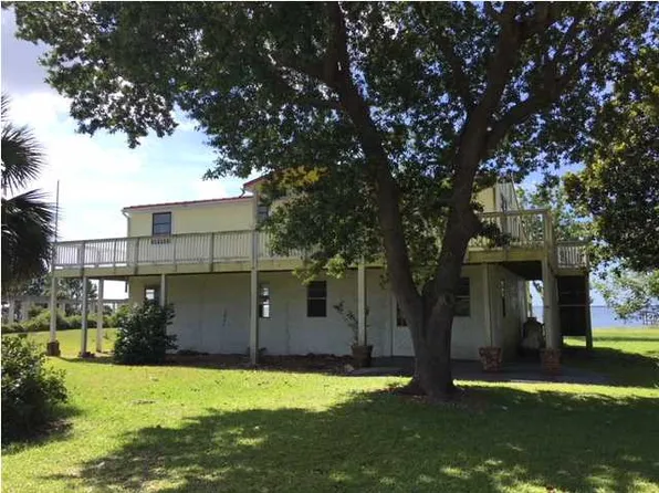 2382 Highway 98, Lanark Village, FL 32323