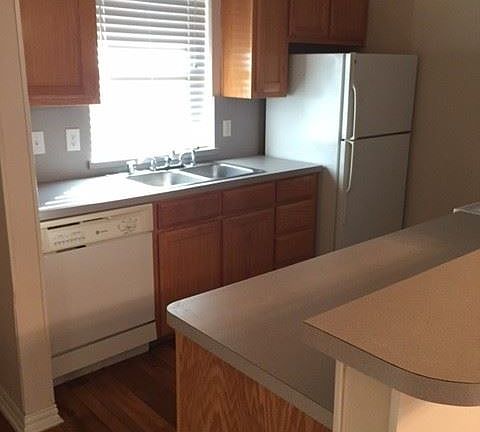 5th image of 2200 N Carroll Blvd APT 1