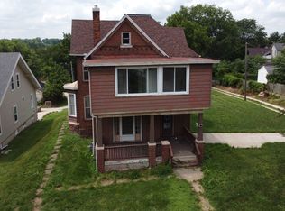 949 N Central Ave, Burlington, IA