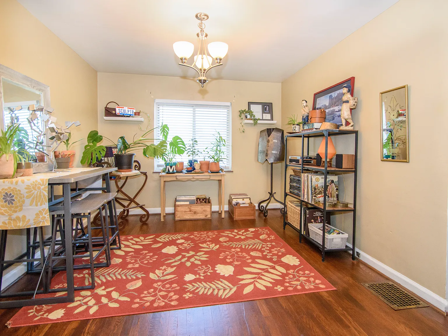 2 bed, 1141 sqft, $1,450 — Photo 4