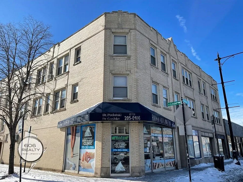 Belmont Cragin Apts Available!