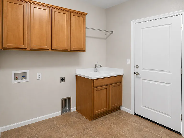 7540 Abbey Cir — Photo 26