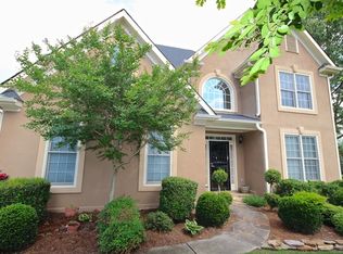 195 Heritage Lake Dr, Fayetteville, GA 30214