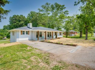 2429 Idle Hour Rd, Kingsport, TN 37660