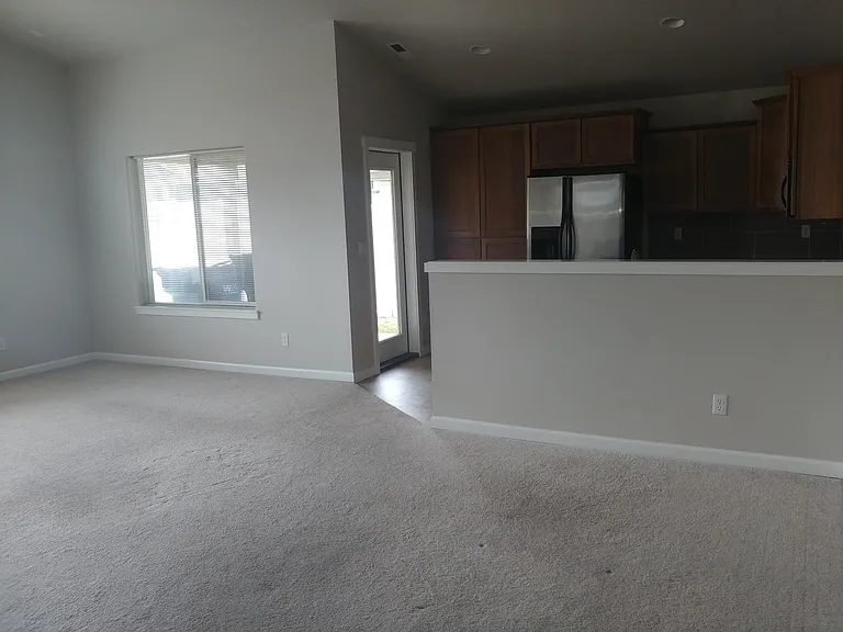19728 E Nora Ave — Photo 11