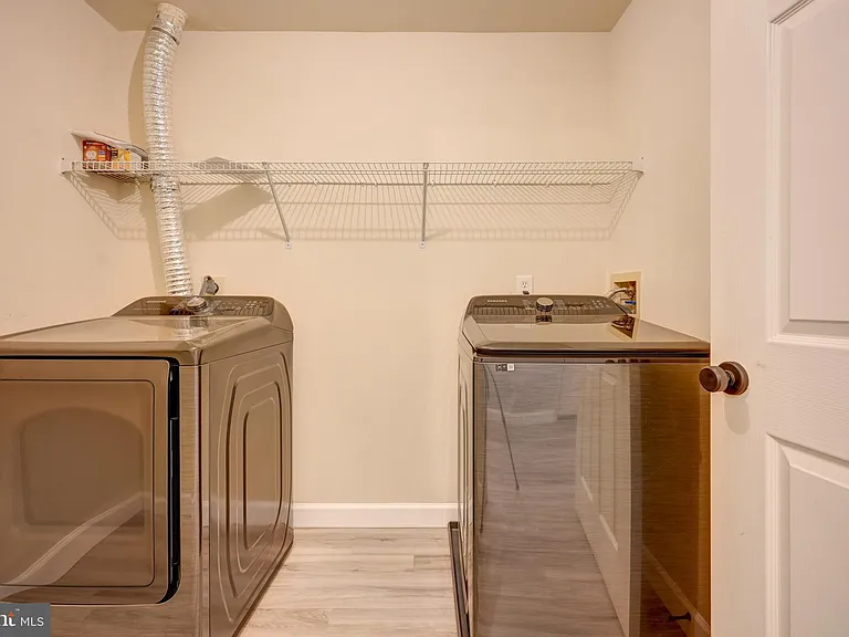 8905 Stone Creek Pl #102 — Photo 26