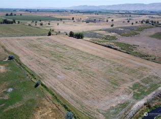 11280 Branch Rd, Harrah, WA 98933