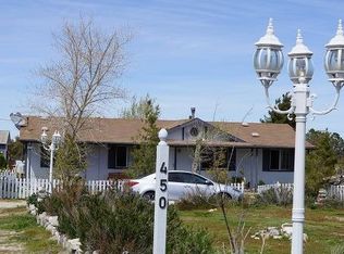 450 Saratoga Rd, Pinon Hills, CA 92372