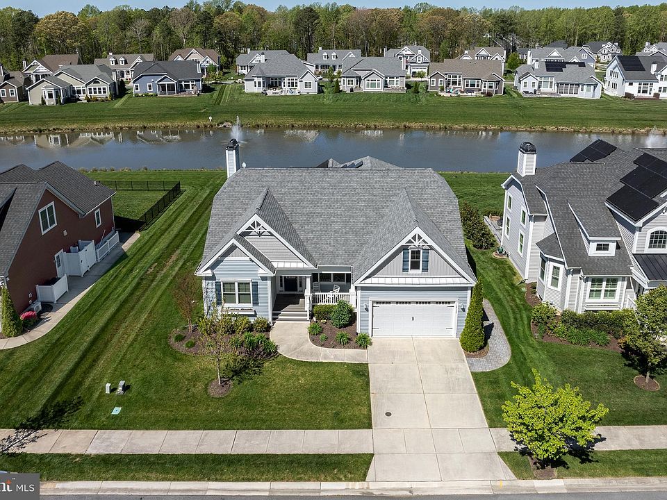 1st image of 16126 Rockport Dr