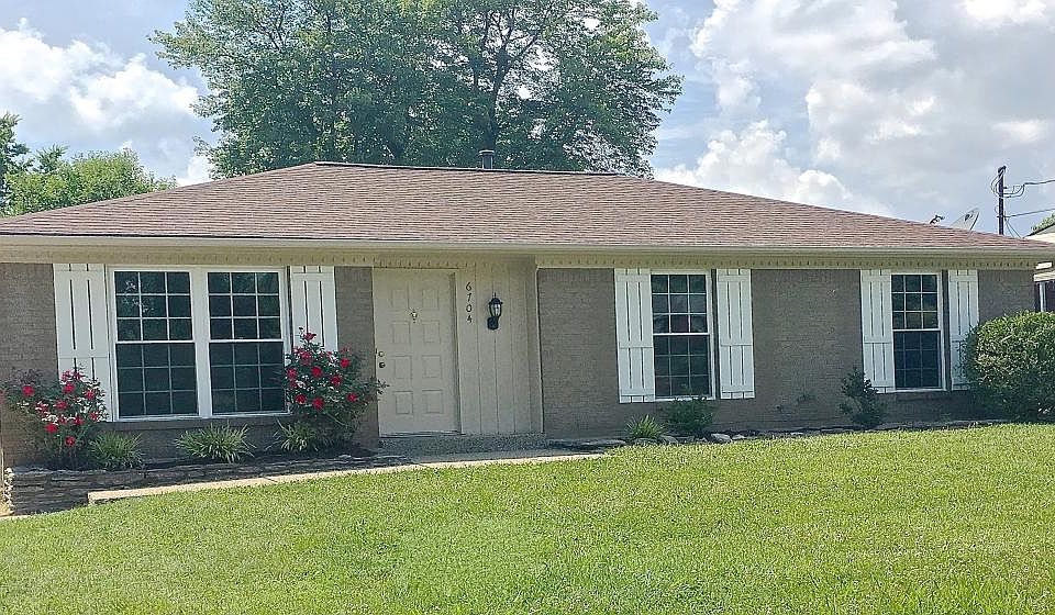 6704 Long Lake Drive