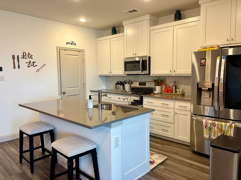 9025 Swallowtail St — Photo 25
