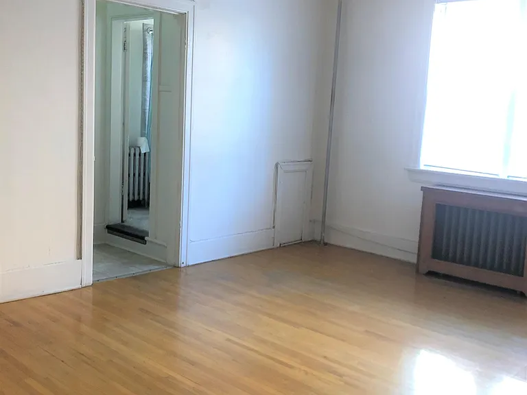 2231 Albert St #40 — Photo 1
