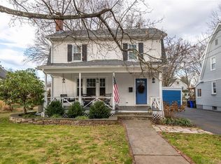 169 Auburn Rd, West Hartford, CT 06119