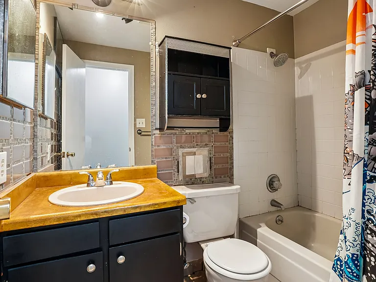11922 Bellaire St #B — Photo 24
