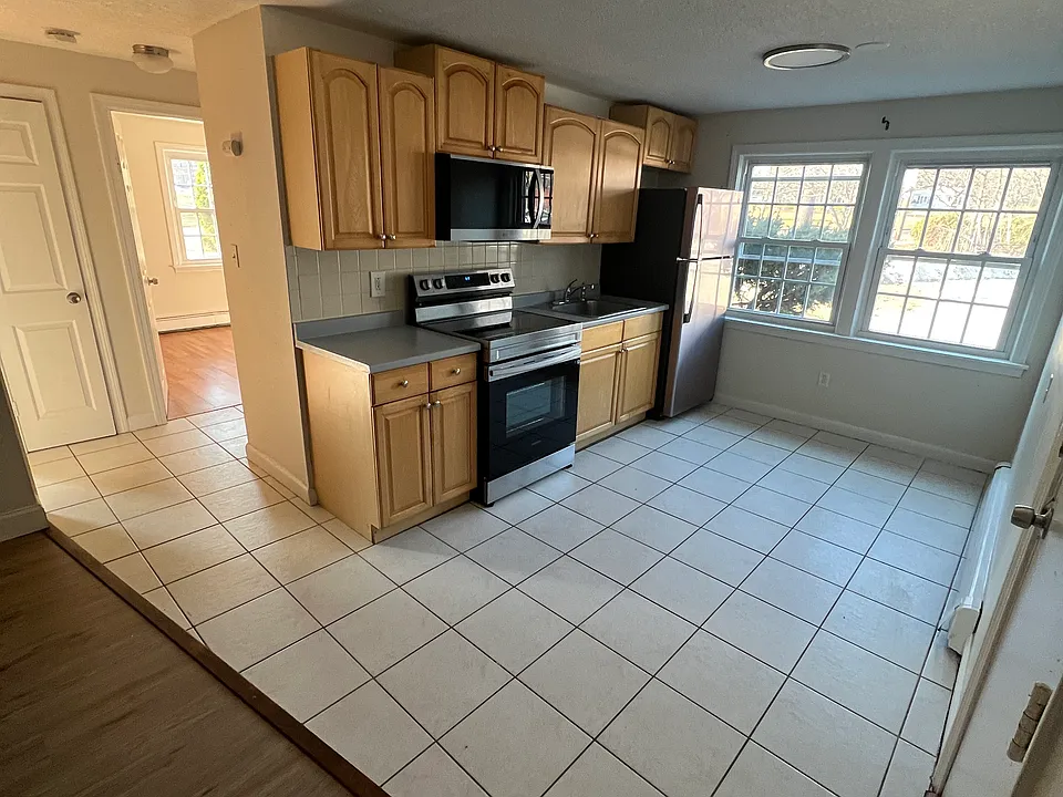 8 Carriage Hill Rd #CH8-23