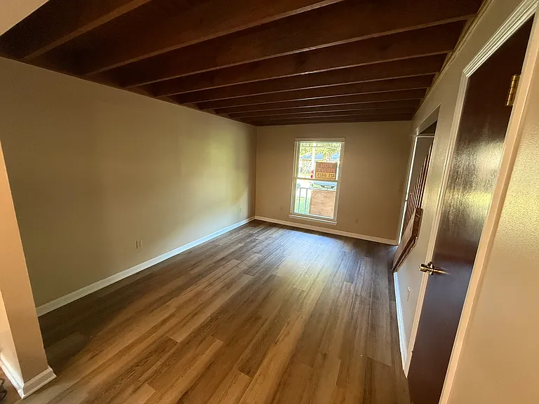 1713 Small St #B — Photo 4