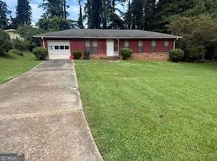 2971 Creekwood Ln, Lawrenceville, GA 30044