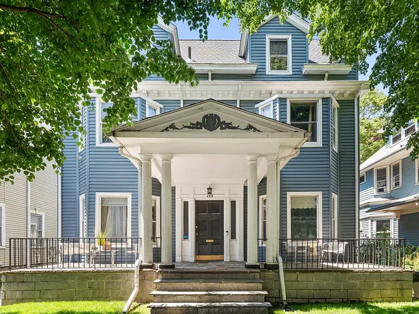152 Stratford Rd, Brooklyn, NY 11218