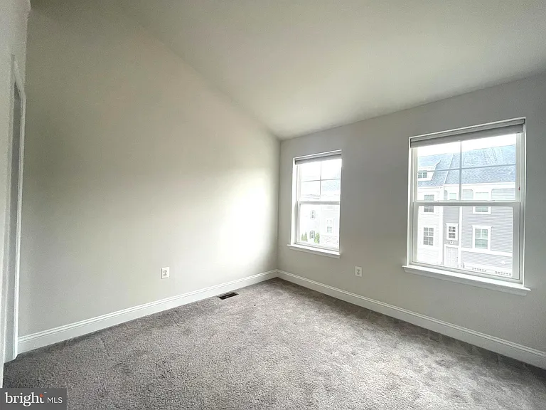 7805 Loblolly Way — Photo 13