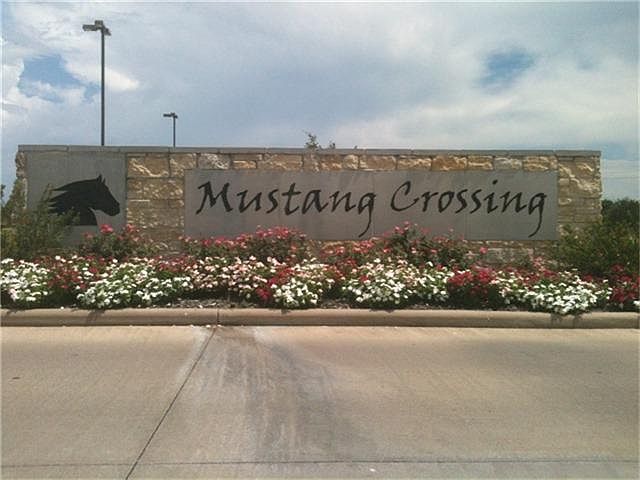 1st image of 1195 Quarterhorse Dr