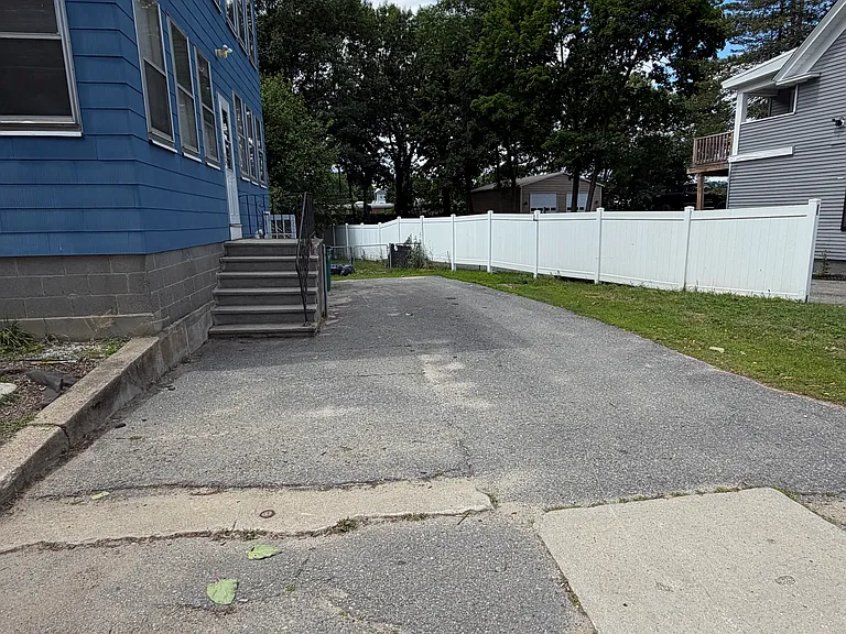 76 Heywood St #2 — Photo 5