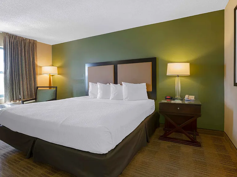 Studio Suite - 1 King Bed