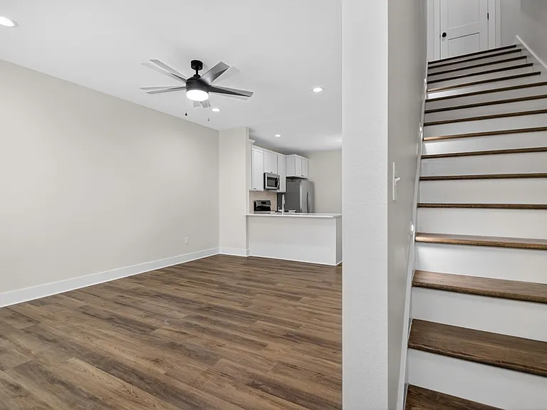1207 W 7th St #B — Photo 30