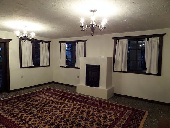 3rd image of 13833 62nd Ave NE