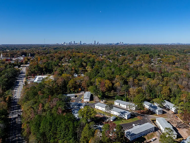 Canopy East Lake Apartments — Photo 18