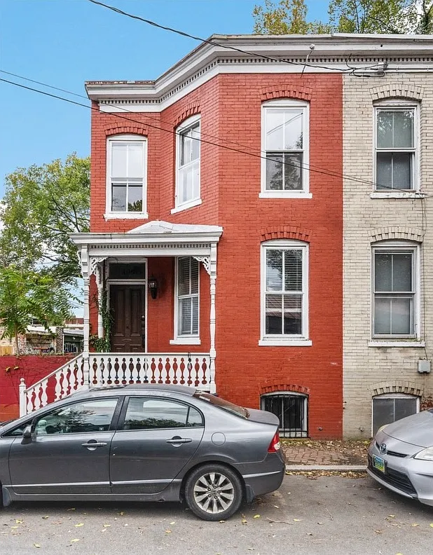 405 N Henry St — Photo 1
