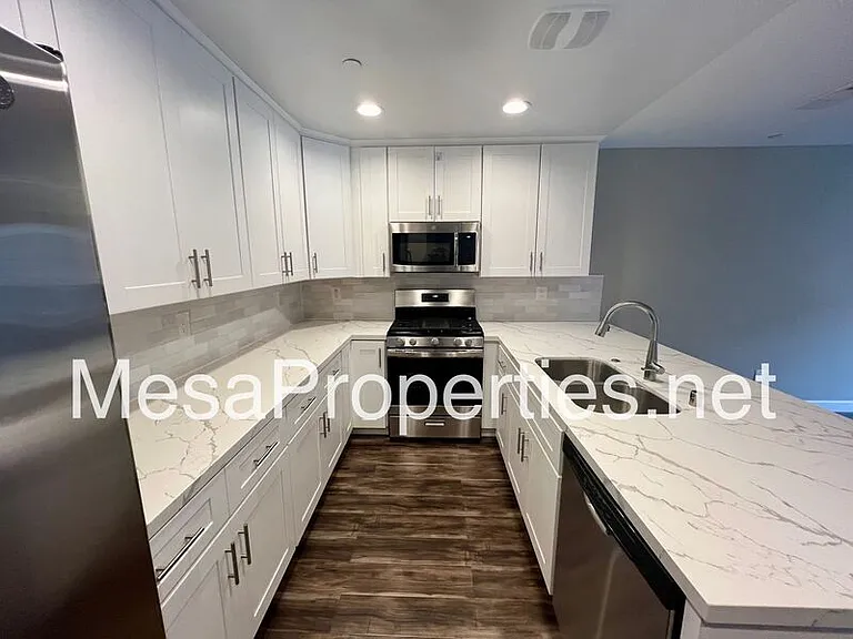 16408 Valencia Ave #311 — Photo 14