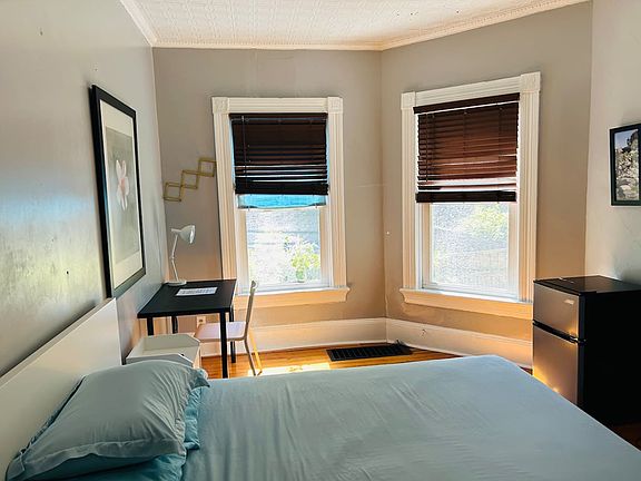 2nd image of 22 Ringgold St #14