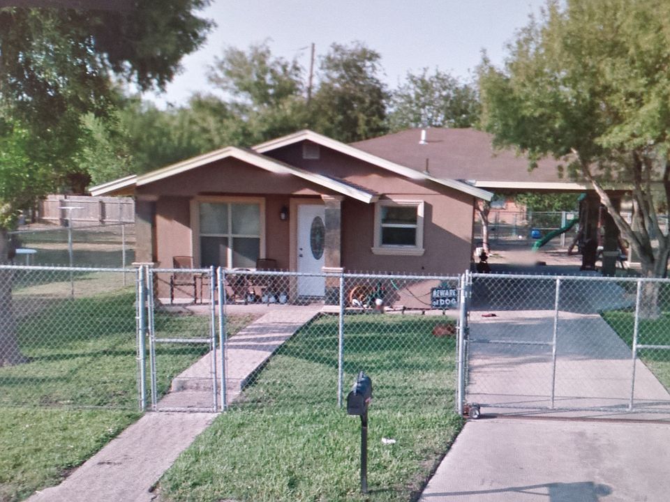 1st image of 3217 Ivy Ave