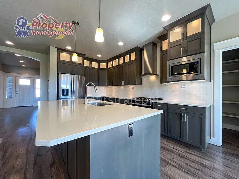 8132 S Red Cliff Ave — Photo 17