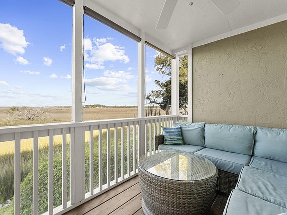 3rd image of 2111 Landfall Way