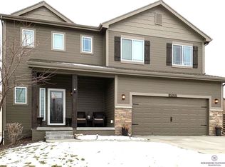 20201 G St, Omaha, NE 68135