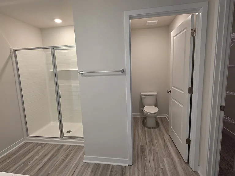 1628 Secrest Commons Dr — Photo 12