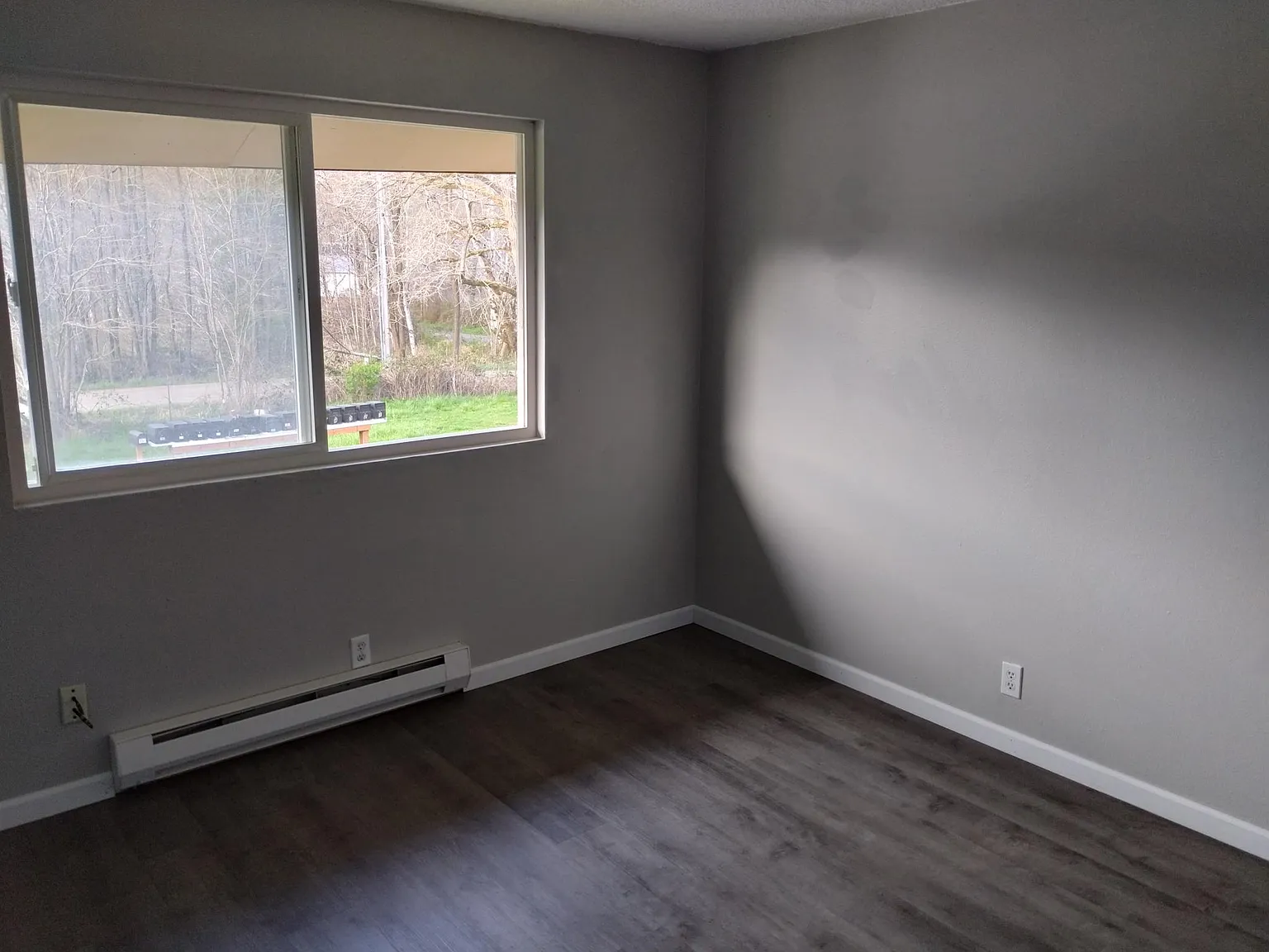 303 17th St SE — Photo 3