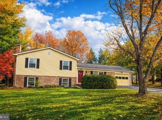 303 Westmoreland Dr, Stephens City, VA