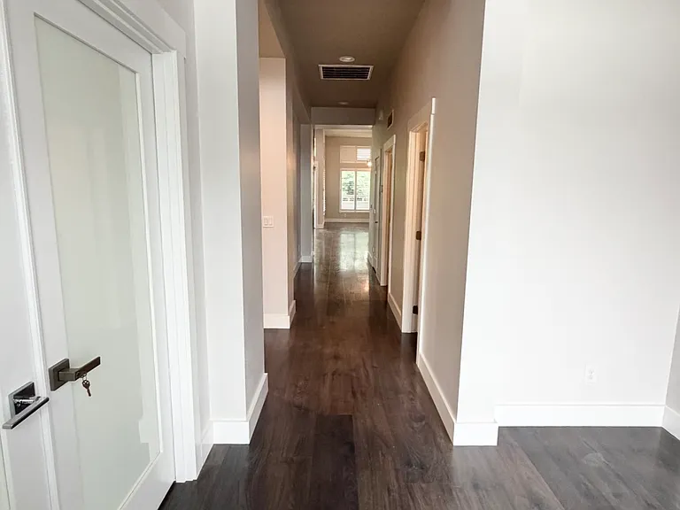 11512 Arrowhead Dr — Photo 2