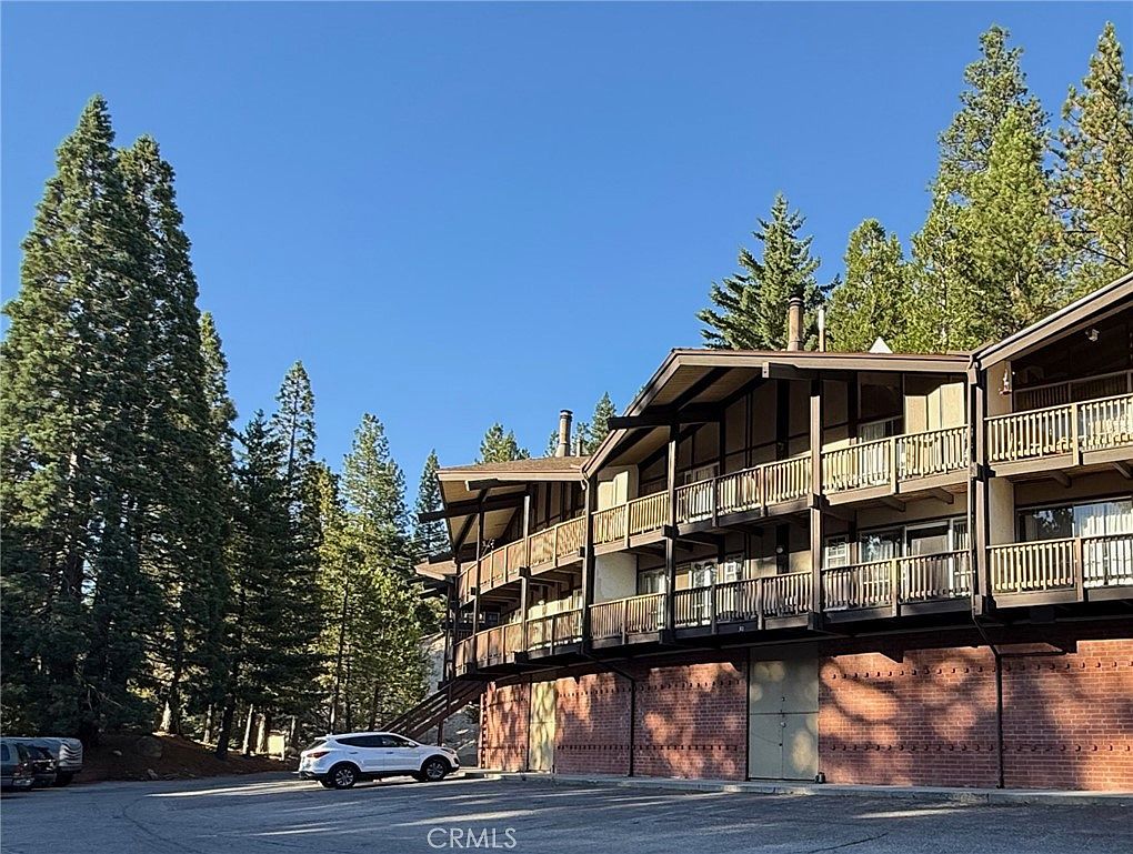 872 Sierra Vista Dr, Twin Peaks, CA 92391 | Zillow