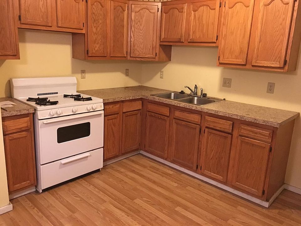 2nd image of 4077 S Washington Rd