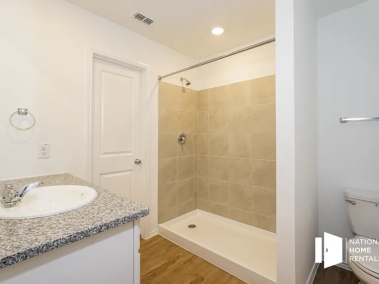 1016 Cencerro Ln — Photo 11