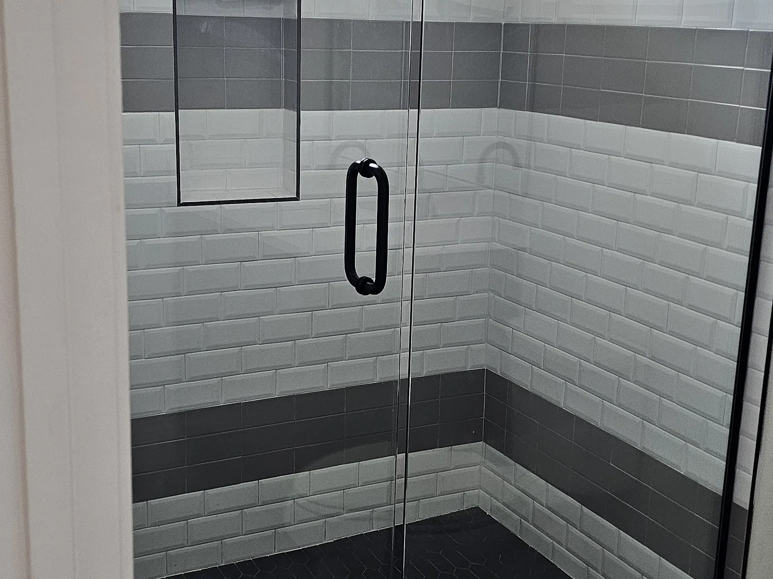 1 bed, 650 sqft, $1,600 — Photo 3