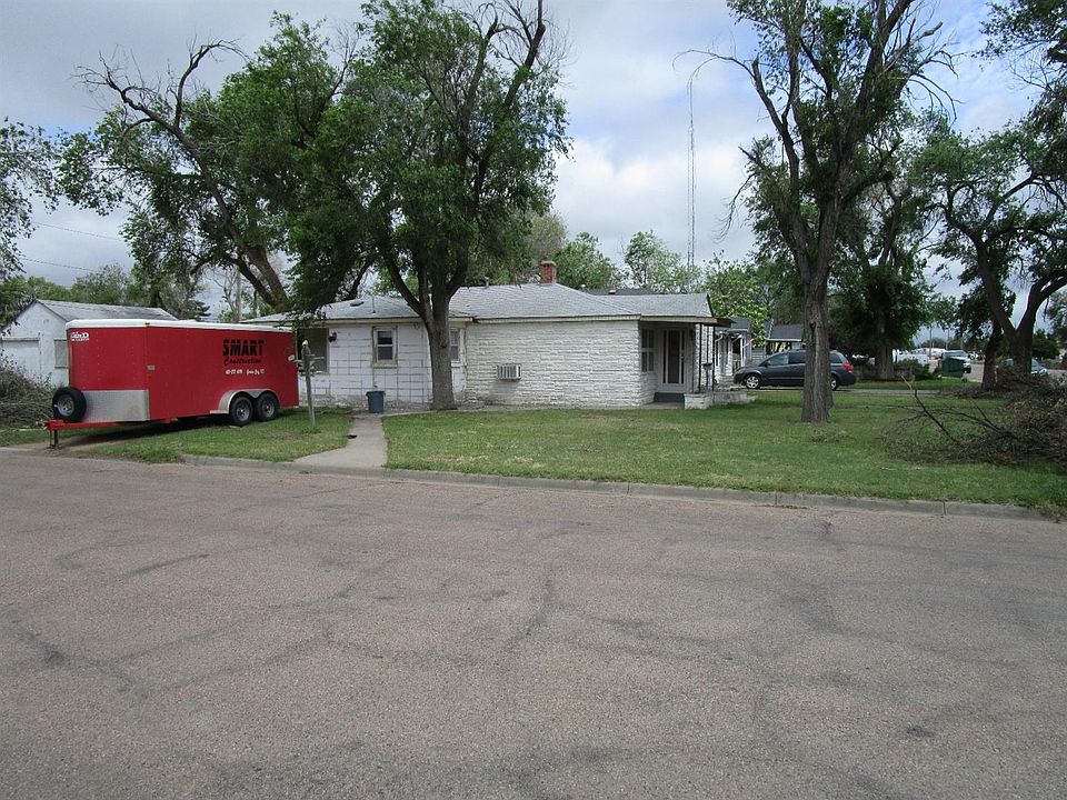 2nd image of 901 N 13th St