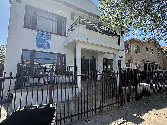 5th image of 2028 E 3rd St