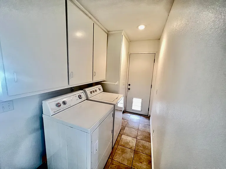 10205 Shale Ln — Photo 9